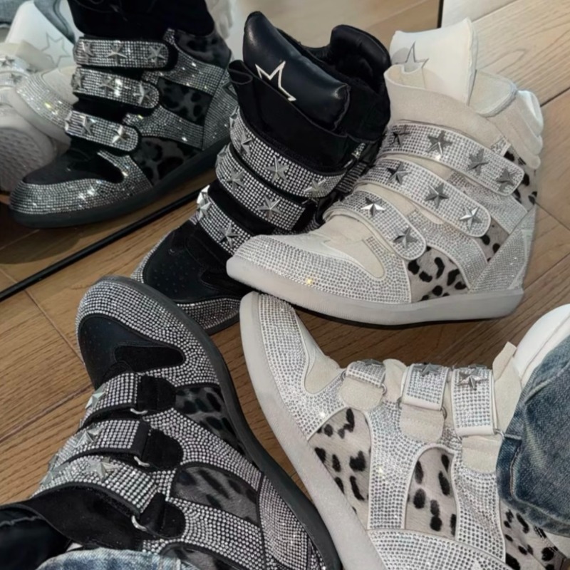 High‑Top Hidden Wedges Sneaker - Ethnic Modern Fashion ulasan dan harga
